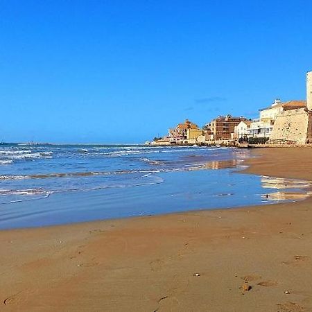 Appartamento La Finestra Sul Mare Pozzallo Bagian luar foto